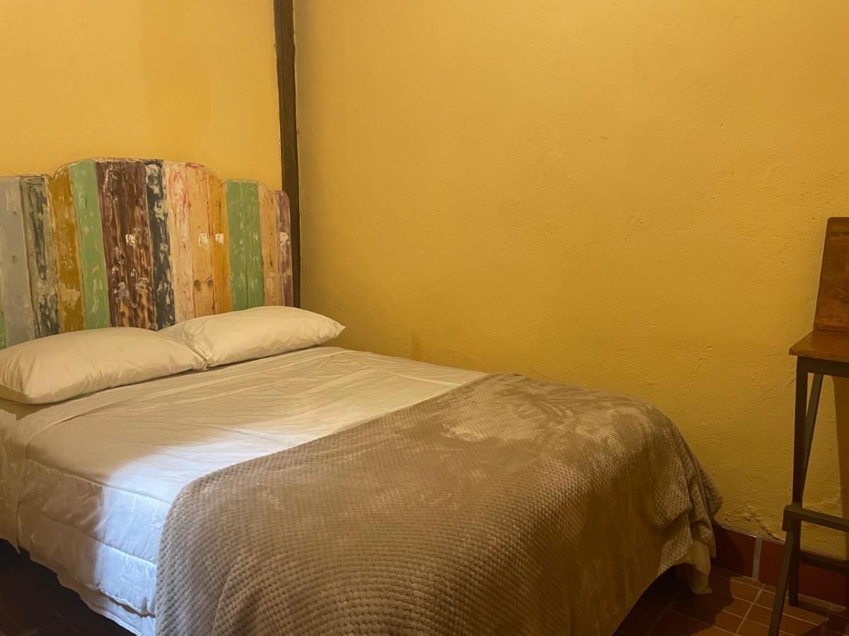 Hostal Casa Astromelia Bogotá Exterior foto